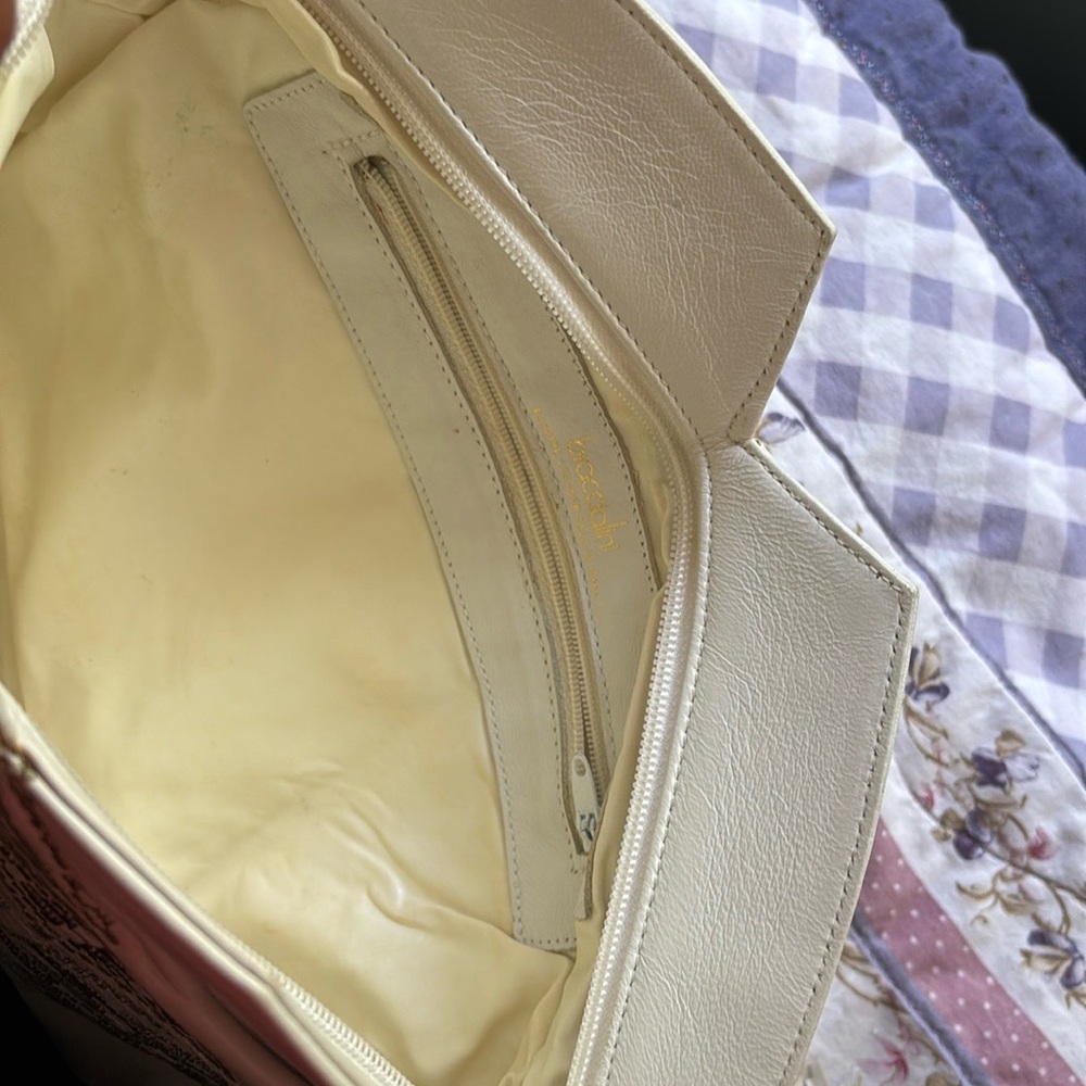 Elegant Cream/white with tassels Women's Bag